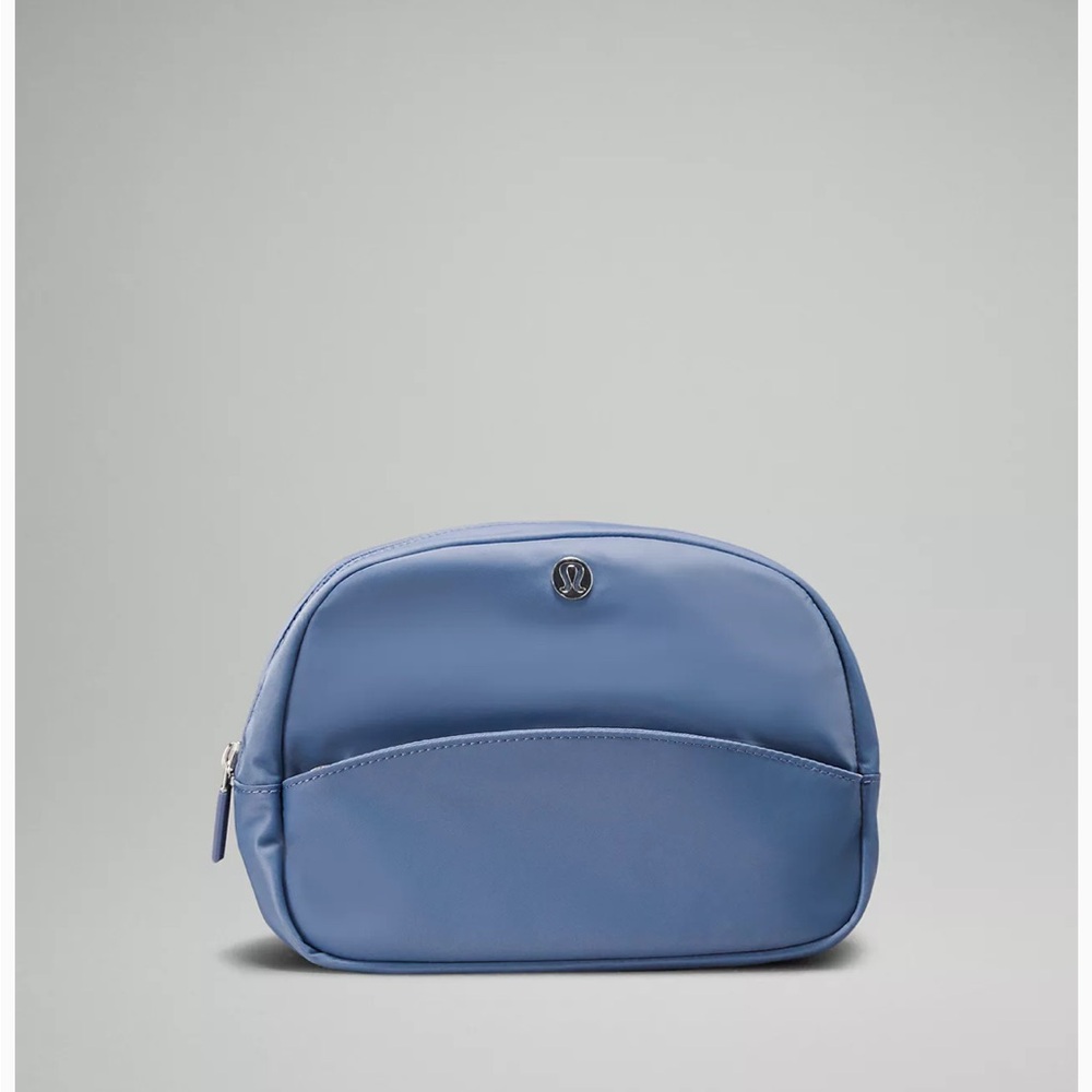 City Essentials Pouch Mini NWT